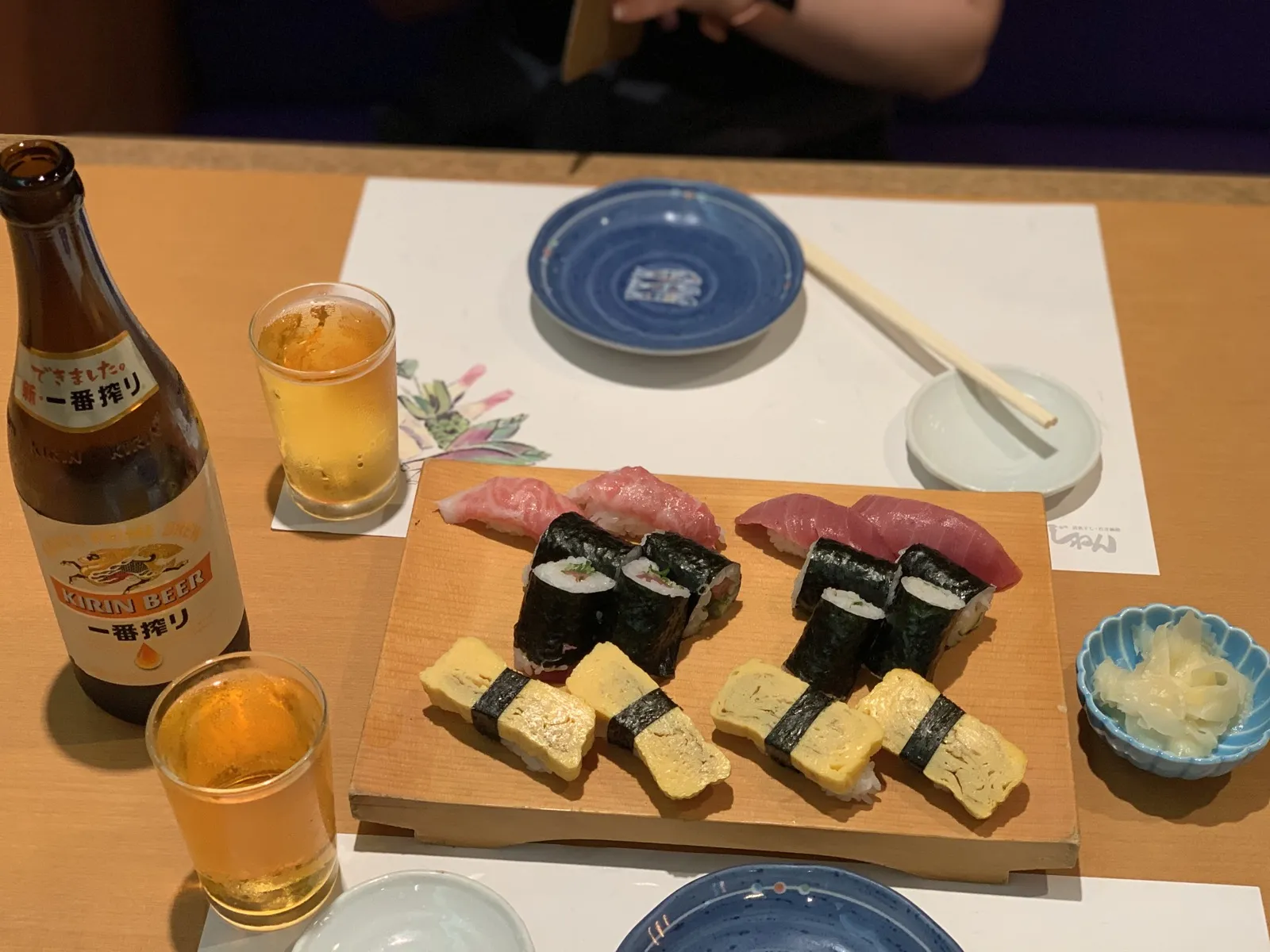 Sushi et bière Kirin